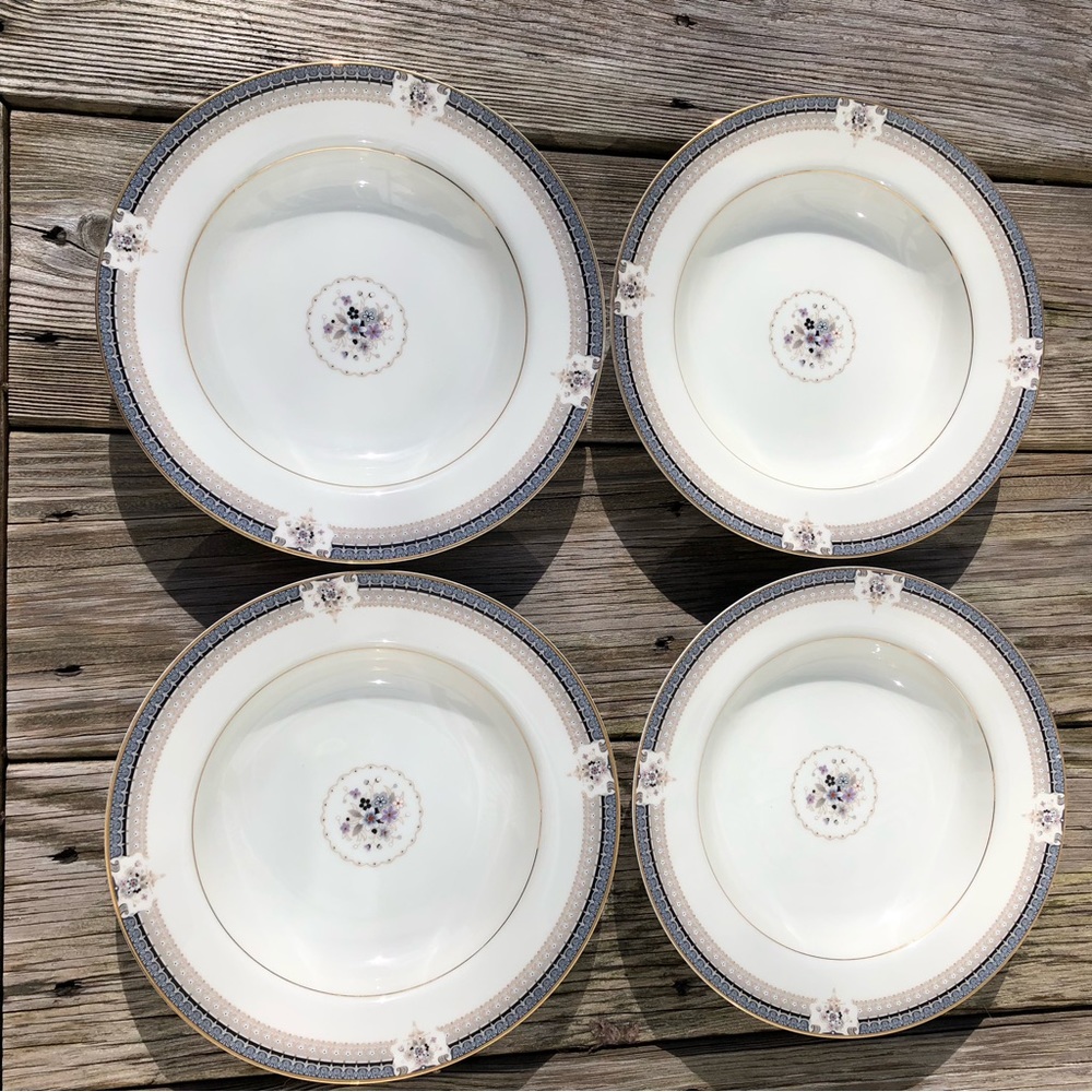 4 - MIKASA L5504 Grande Ivory TROPEZ Soup Plate / Bone China Bowl Japan